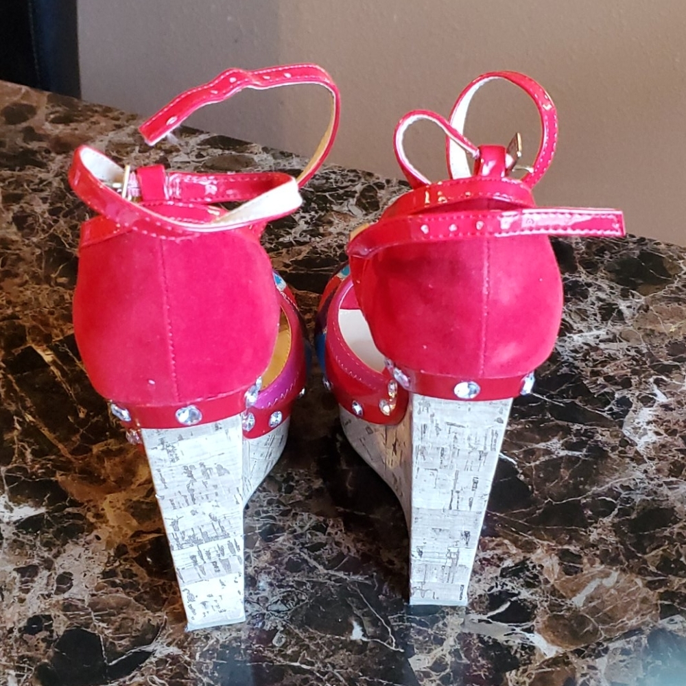 Shoes - Picture 2 of 2